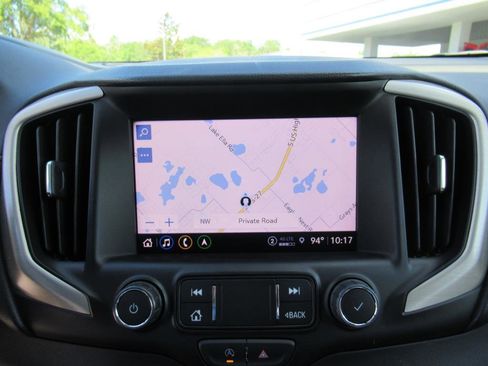 Used 2022 GMC Terrain Denali image 21