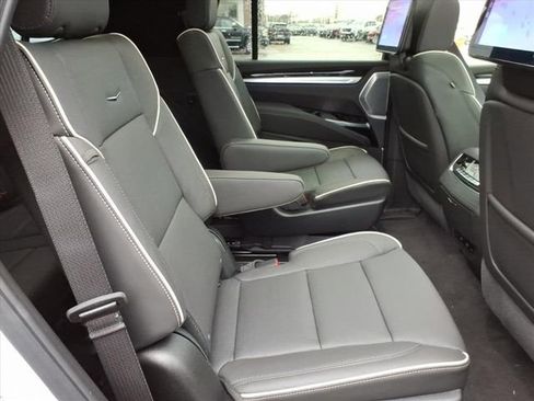 New 2026 Cadillac Escalade Sport image 23