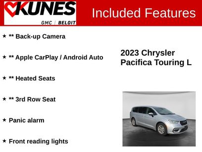Used 2023 Chrysler Pacifica Touring-L