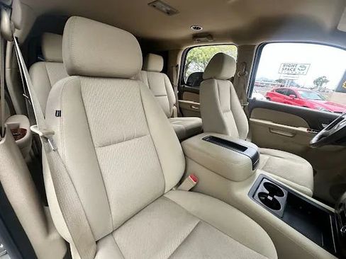 Used 2012 Chevrolet Tahoe LS image 26