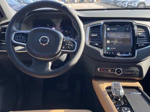 Certified 2025 Volvo XC90 B6 Ultra w/ Protection Package Premier image 16