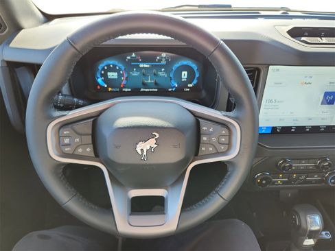 New 2025 Ford Bronco Badlands w/ Sasquatch Package image 13