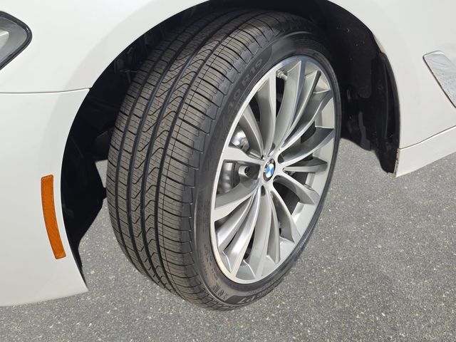 Certified 2023 BMW 530i xDrive w/ Premium Package AWD/4WD image 27