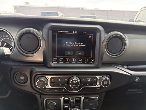 Certified 2022 Jeep Wrangler Unlimited Sport image 25