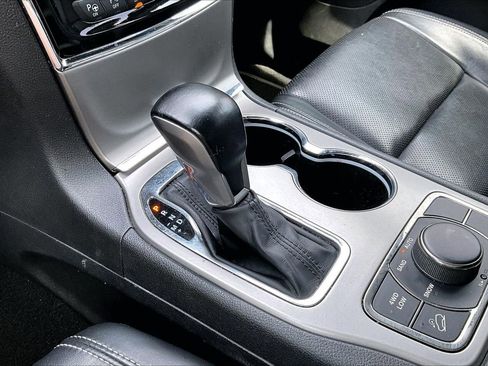 Certified 2021 Jeep Grand Cherokee Limited w/ Quick Order Package 28K 80th AWD/4WD image 31