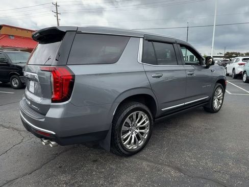 Used 2022 GMC Yukon Denali AWD/4WD image 8