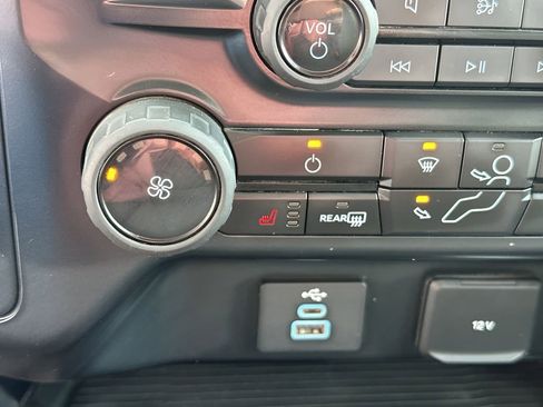 Used 2024 Ford F550 4x4 Crew Cab Super Duty w/ XLT Value Package image 26