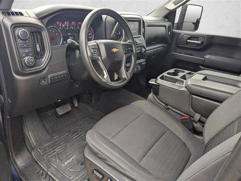 Used 2023 Chevrolet Silverado 2500 Custom w/ Custom Value Package image 9
