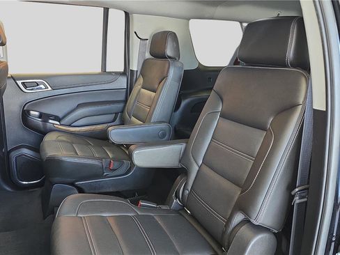 Used 2019 GMC Yukon XL Denali w/ Denali Ultimate Package image 18