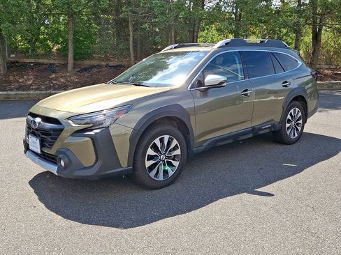 Used 2023 Subaru Outback Touring XT AWD/4WD image 6