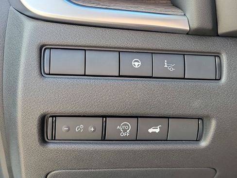 Certified 2026 Nissan Rogue Platinum w/ Platinum Premium Package image 22