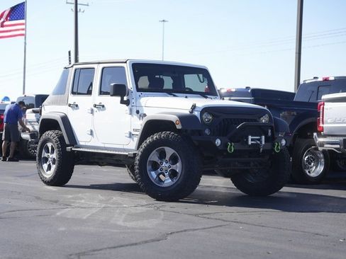 Used 2015 Jeep Wrangler Unlimited Sport image 2