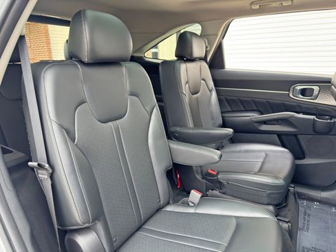 Used 2022 Kia Sorento SX FWD image 37