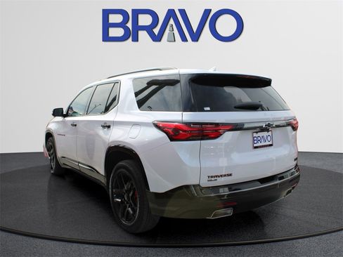 Used 2024 Chevrolet Traverse Premier w/ Redline Edition image 5