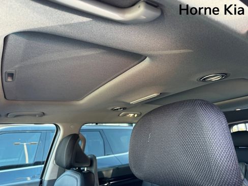 New 2026 Kia EV9 Land image 17