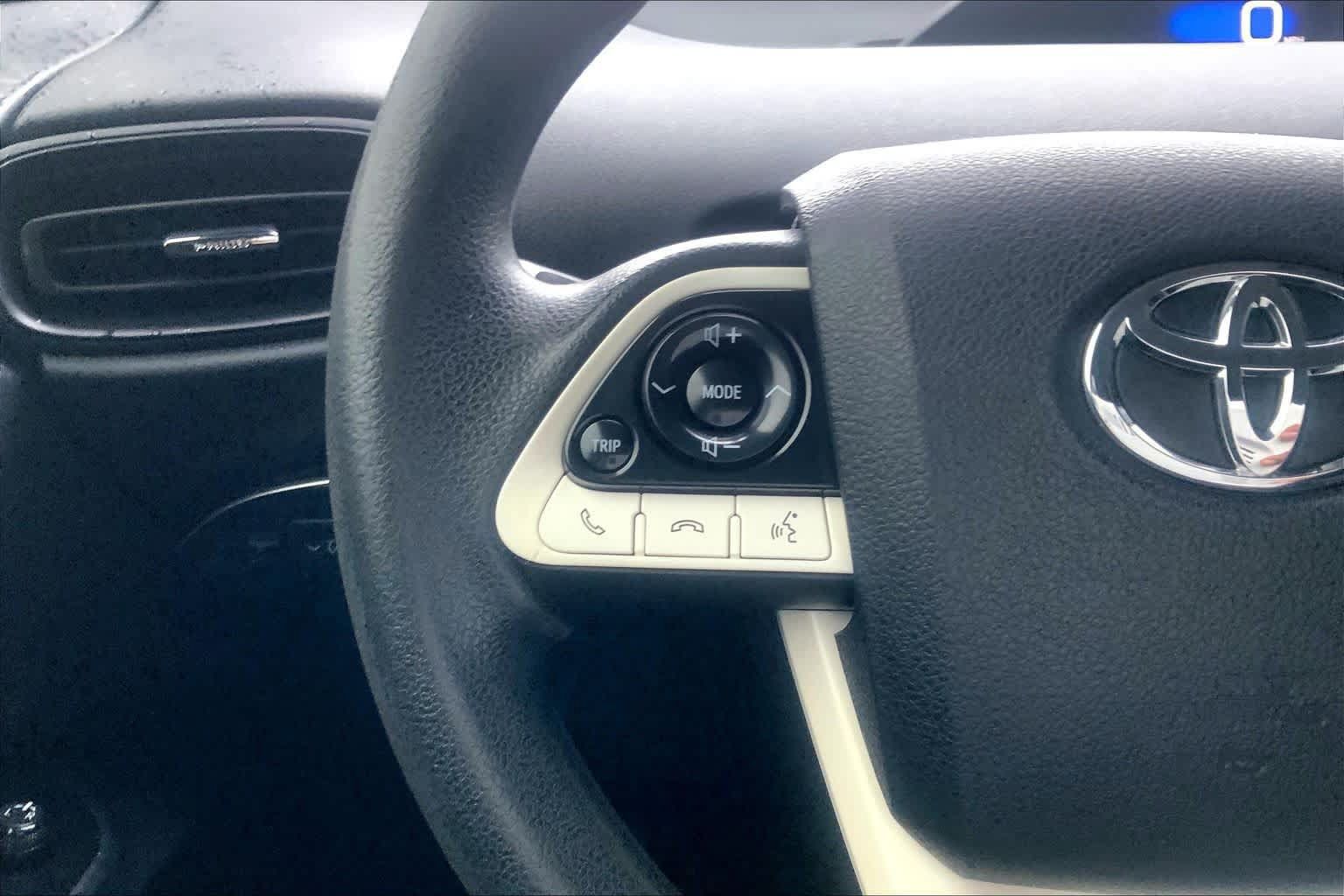 Used 2017 Toyota Prius Two FWD image 22