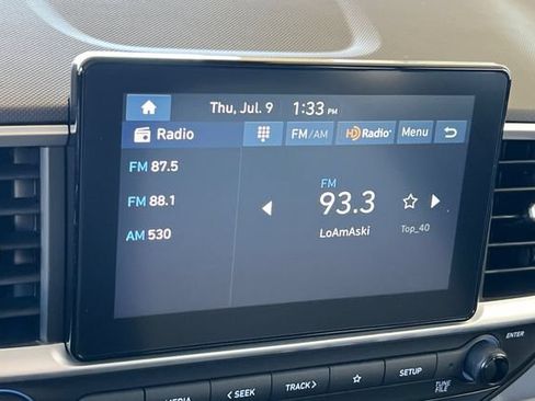 New 2026 Hyundai Venue SEL FWD image 17
