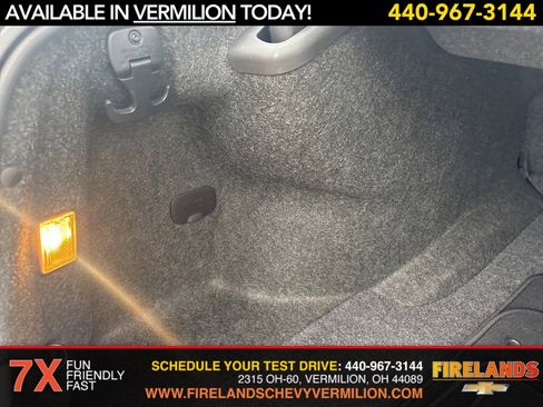 Used 2022 Chrysler 300 Touring w/ Sport Appearance Package image 45