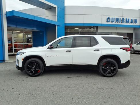 Used 2023 Chevrolet Traverse Premier w/ Redline Edition image 6