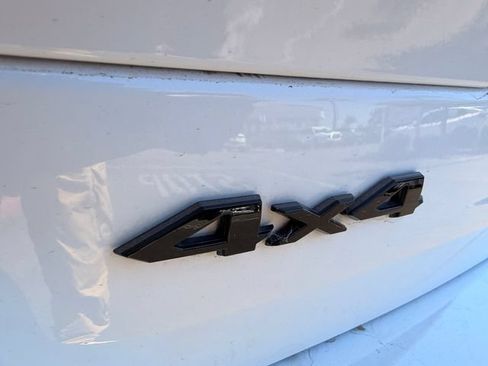 Used 2023 Jeep Grand Cherokee Altitude AWD/4WD image 22