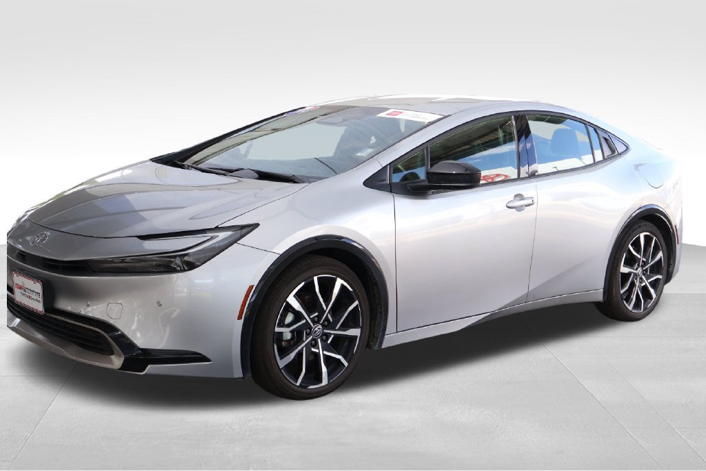 Certified 2024 Toyota Prius Prime FWD image 10