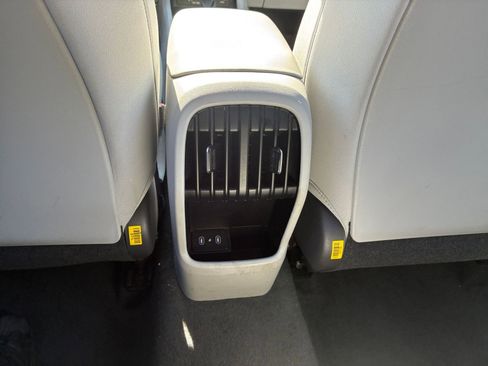 Used 2025 Hyundai Kona SEL image 27