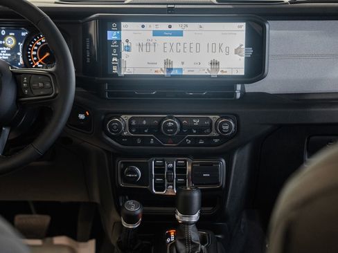 New 2025 Jeep Wrangler Sport S image 20