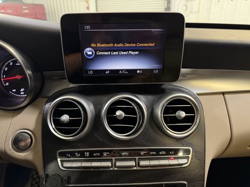 Used 2017 Mercedes-Benz C 300 Sedan image 6