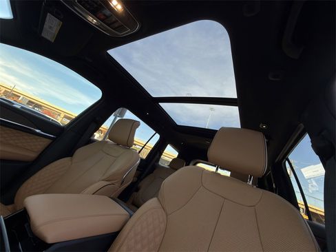 New 2025 Jeep Grand Cherokee L Summit w/ Obsidian Package image 20