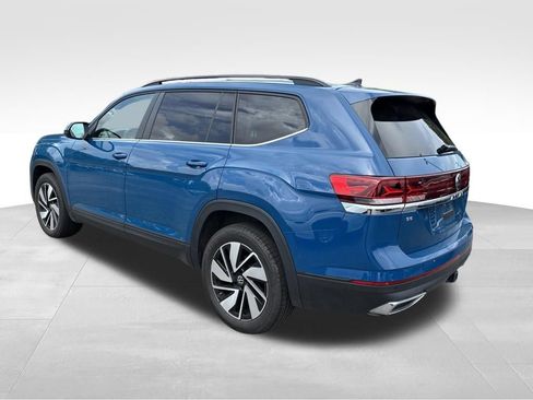 Used 2026 Volkswagen Atlas SE AWD/4WD image 3