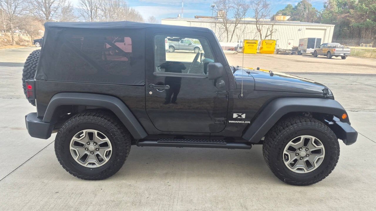 Used 2009 Jeep Wrangler X w/ Black Appearance Group AWD/4WD image 8