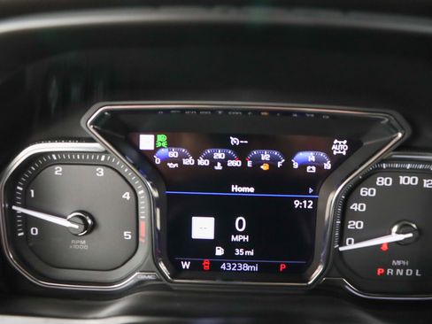 Used 2023 GMC Sierra 2500 AT4 w/ AT4 Premium Plus Package image 17