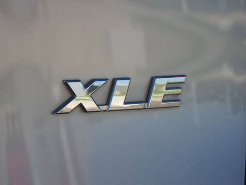 Used 2024 Toyota RAV4 XLE image 16