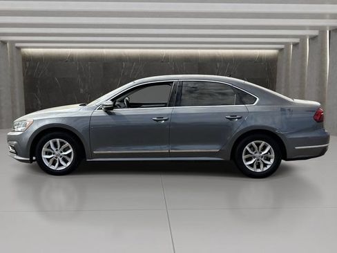 Used 2017 Volkswagen Passat 1.8T S FWD image 2