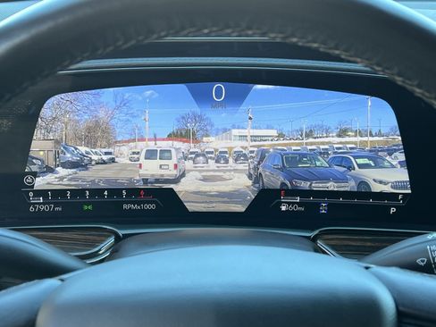 Used 2023 Cadillac Escalade ESV Premium Luxury image 15