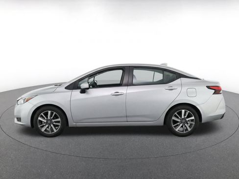 Used 2025 Nissan Versa SV FWD image 4