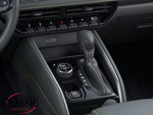 New 2026 Chevrolet Colorado ZR2 w/ Technology Package AWD/4WD image 25
