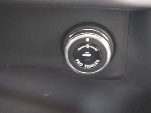 Used 2025 Lincoln Navigator Reserve w/ Jet Appearance Package image 52