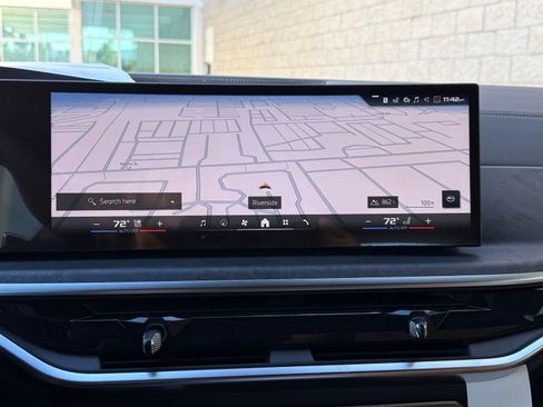 New 2026 BMW X5 M60i image 26