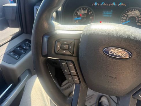 Used 2018 Ford F150 XLT AWD/4WD image 18