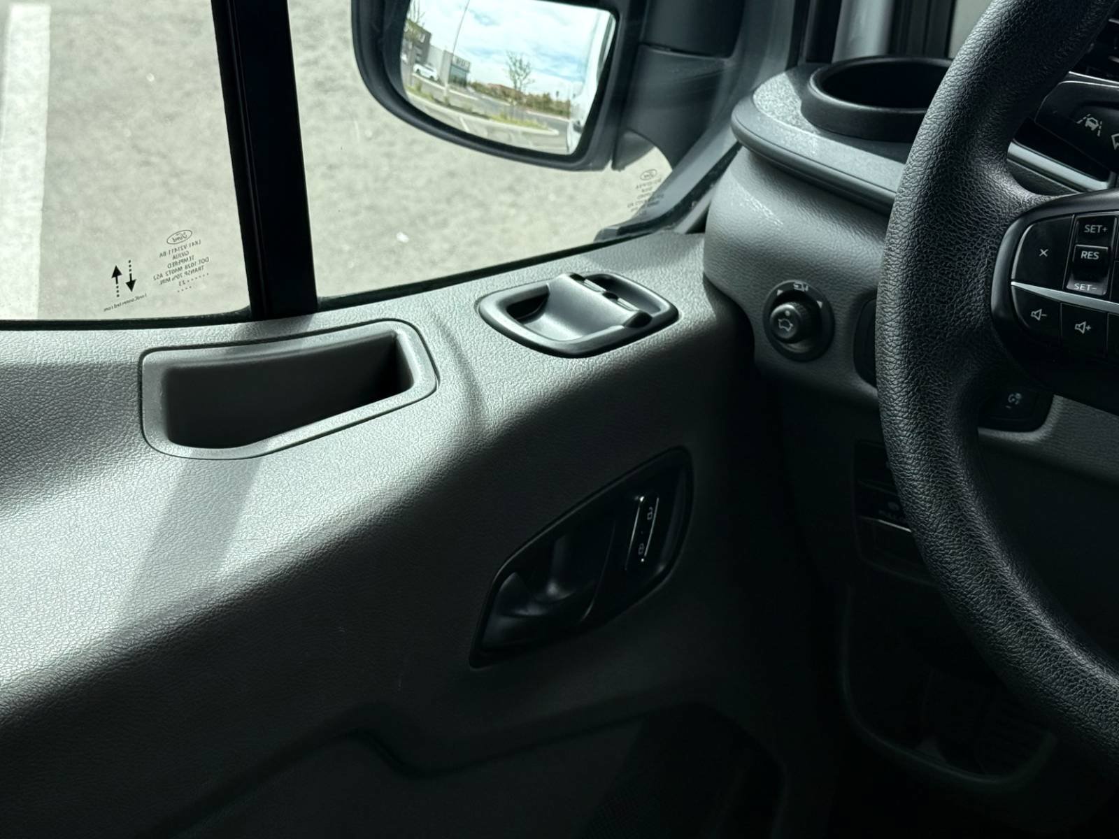 Used 2023 Ford Transit 350 XLT RWD image 39