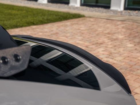 Used 2024 Lamborghini Urus Performante AWD/4WD image 19