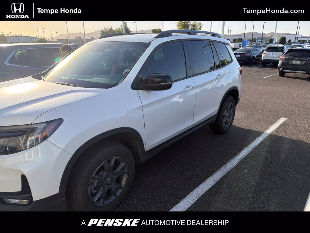 Certified 2024 Honda Passport TrailSport image 1