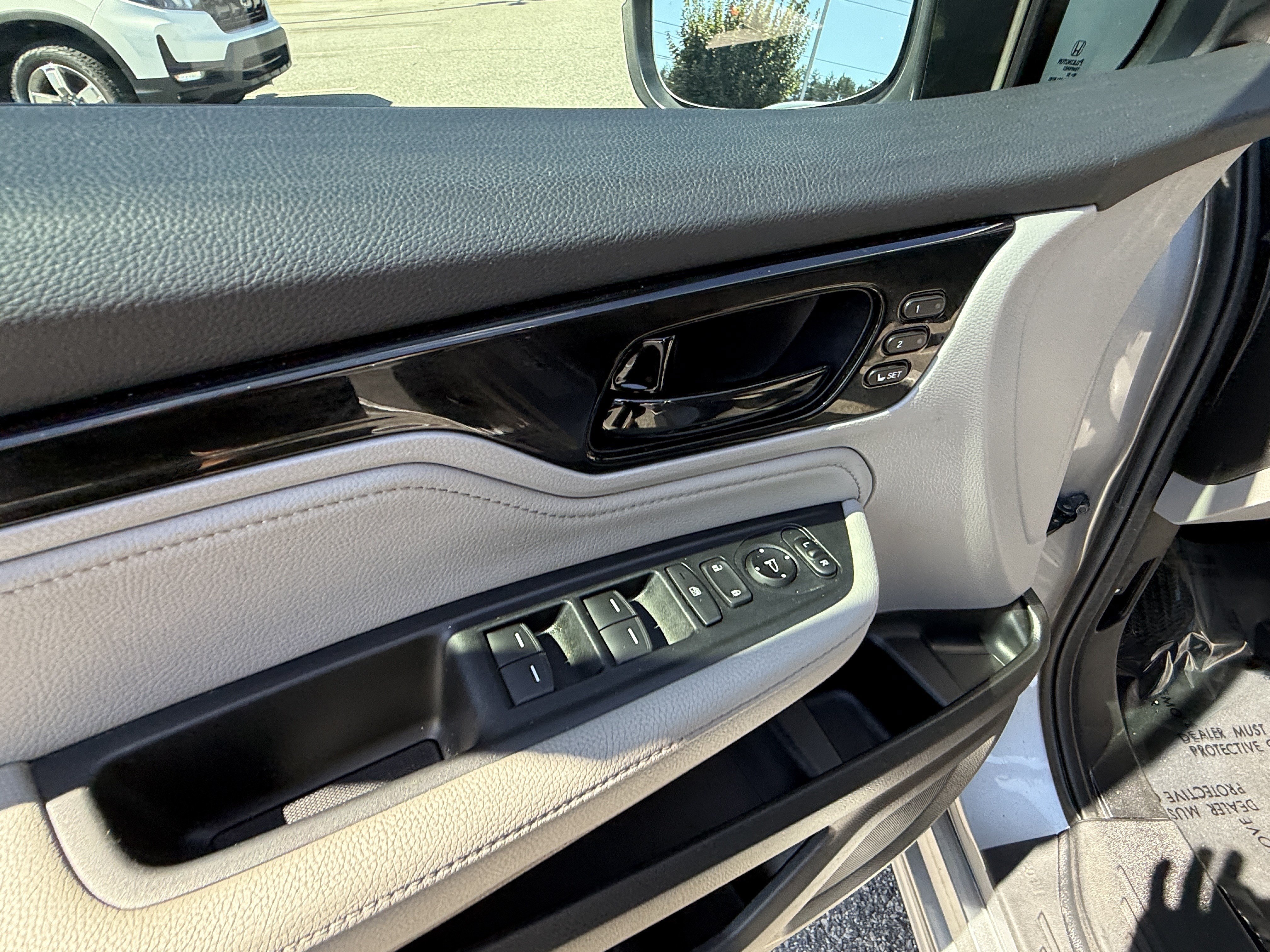 Certified 2024 Honda Odyssey Touring image 15