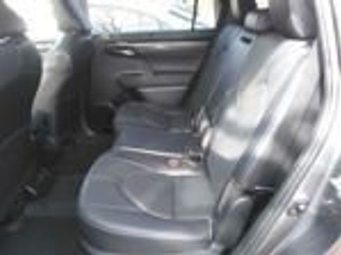 Used 2022 Toyota Highlander Limited image 8