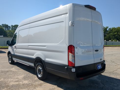 Certified 2024 Ford Transit 350 148 High Roof Extended RWD image 5
