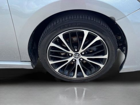 Used 2019 Toyota Camry SE FWD image 36