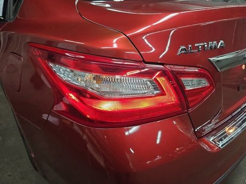 Used 2016 Nissan Altima 2.5 SV image 32