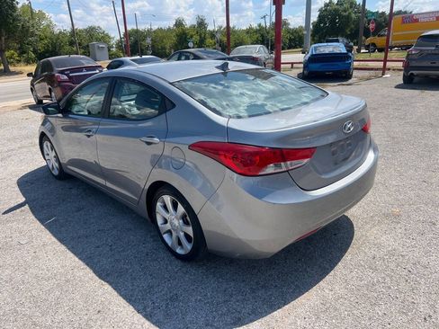 Used 2013 Hyundai Elantra Limited FWD image 6