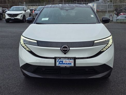 New 2026 Nissan Leaf SV+ w/ Floor Mat Package (SV+) image 8